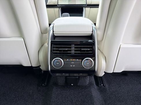New 2026 Land Rover Range Rover SE image 20