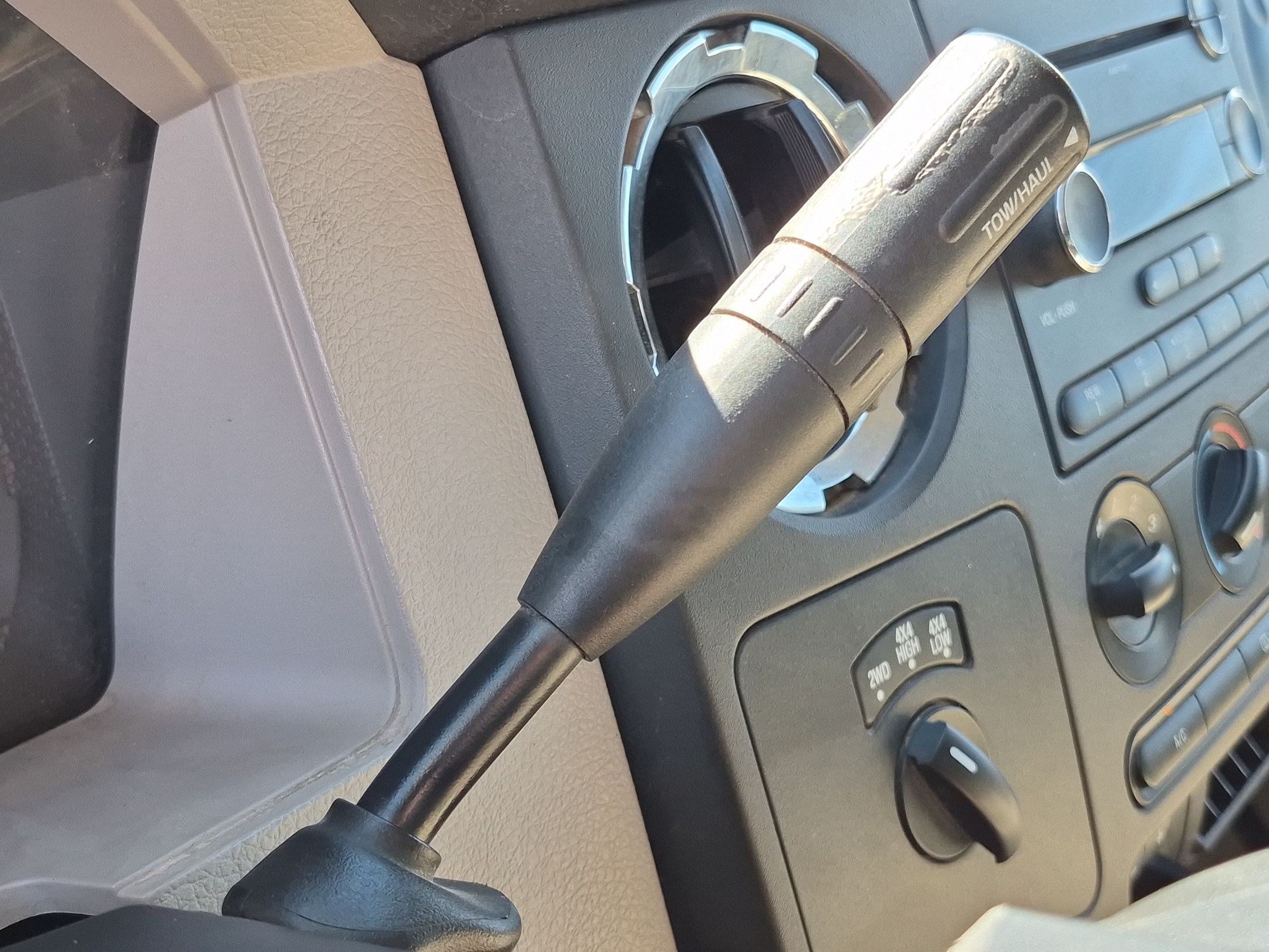 Used 2010 Ford F250 XLT AWD/4WD image 24