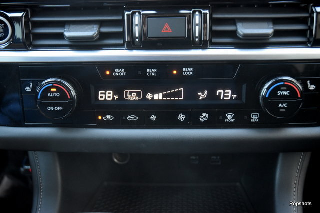 Used 2022 Nissan Pathfinder SV FWD image 16