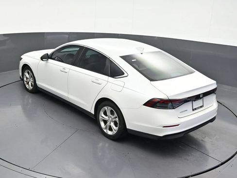 Used 2023 Honda Accord LX image 17