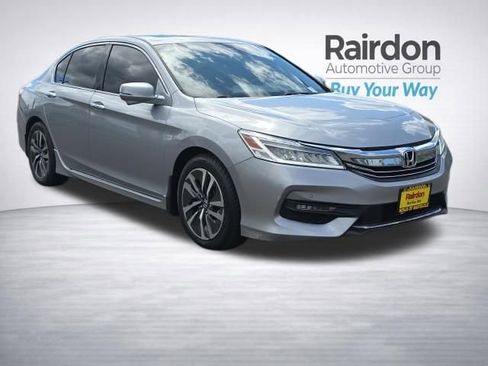 Used 2017 Honda Accord Touring image 1