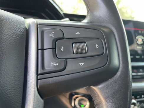 Used 2022 GMC Sierra 1500 SLT w/ SLT Premium Plus Package image 8