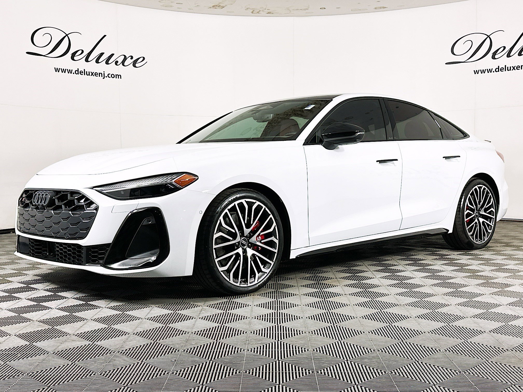 Used 2025 Audi S5 Premium Plus w/ Premium Plus Package AWD/4WD image 3