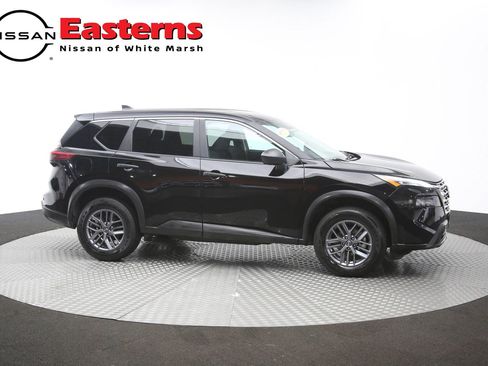 Used 2024 Nissan Rogue S AWD/4WD image 46