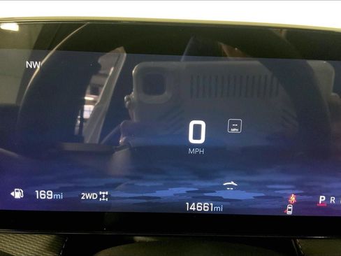 Used 2026 Chevrolet Equinox LT AWD/4WD image 21