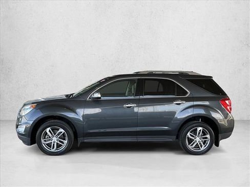 Used 2017 Chevrolet Equinox Premier w/ Enhanced Convenience Package AWD/4WD image 2