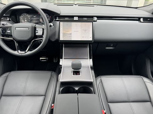 New 2026 Land Rover Range Rover Velar Dynamic SE AWD/4WD image 4