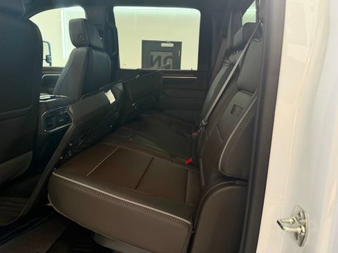 New 2026 GMC Sierra 2500 Denali w/ Denali Reserve Package AWD/4WD image 31