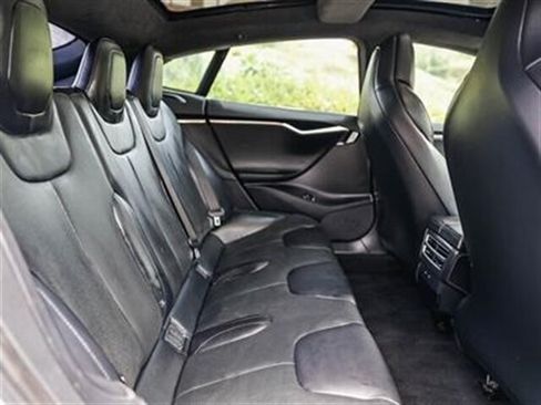 Used 2017 Tesla Model S RWD image 26