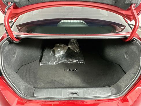 Used 2024 Nissan Sentra SV FWD image 26