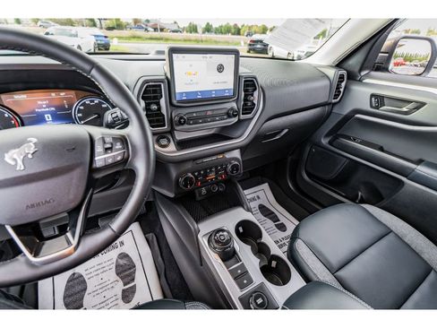 Used 2024 Ford Bronco Sport Outer Banks image 15