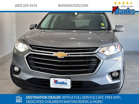 Certified 2021 Chevrolet Traverse LT image 3
