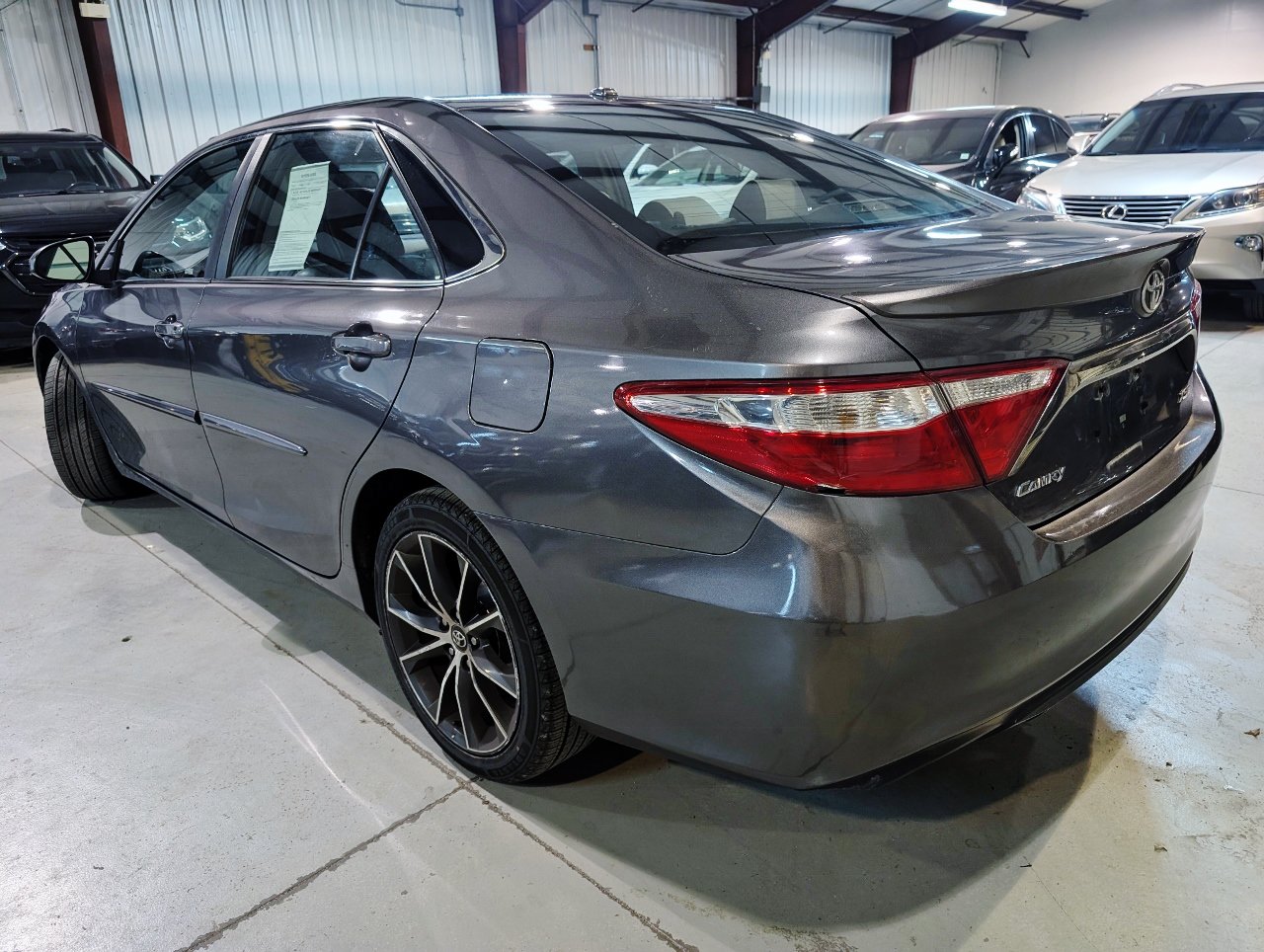 Used 2016 Toyota Camry XSE w/ Moonroof Package FWD image 7