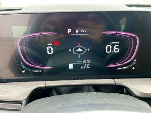 Used 2023 Kia Telluride EX X-Line image 12