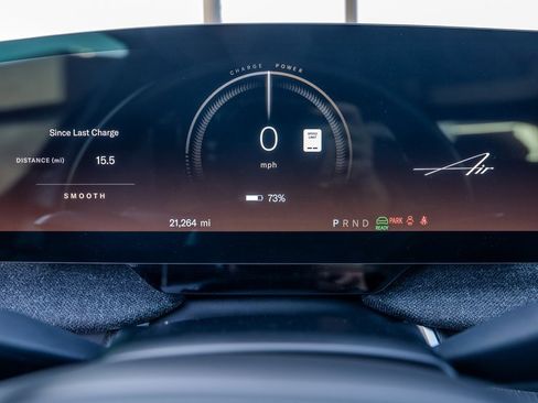 Used 2024 Lucid Air Touring image 9