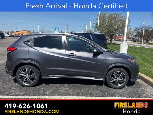 Used 2019 Honda HR-V Touring image 4