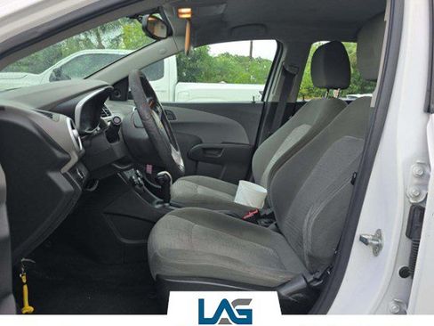 Used 2017 Chevrolet Sonic LT FWD image 2
