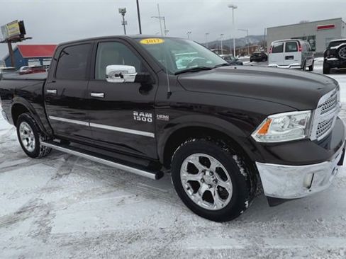 Used 2017 RAM 1500 Laramie w/ Convenience Group image 35