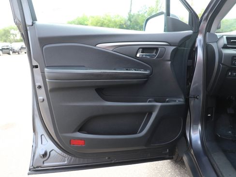 Used 2019 Honda Ridgeline RTL-T image 18
