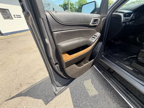 Used 2019 GMC Yukon XL Denali w/ Denali Ultimate Package AWD/4WD image 66