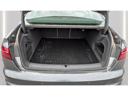 Used 2022 Audi A4 2.0T Premium Plus w/ Premium Plus Package AWD/4WD image 9