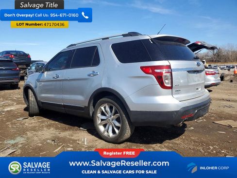 Used 2014 Ford Explorer XLT w/ Equipment Group 202A image 3