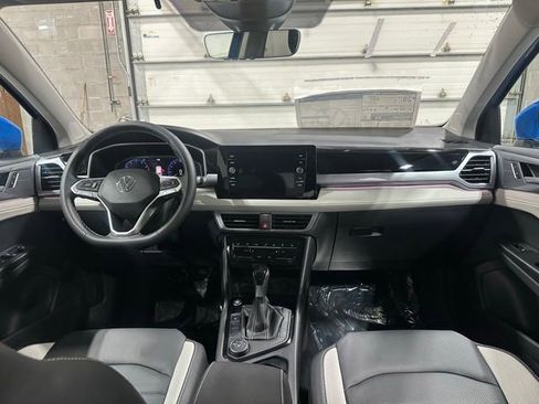 New 2026 Volkswagen Taos SEL AWD/4WD image 15
