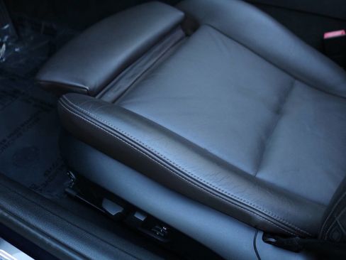 Used 2013 BMW Z4 sDrive28i image 36