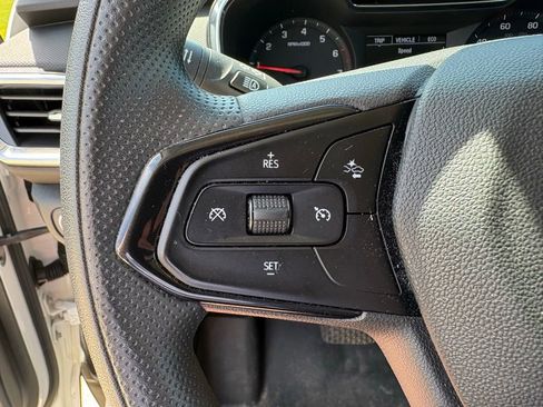 Used 2023 Chevrolet TrailBlazer LT w/ Convenience Package AWD/4WD image 15
