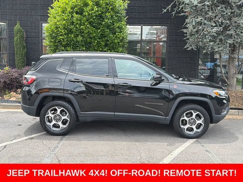 Used 2022 Jeep Compass Trailhawk w/ Trailhawk Convenience Group AWD/4WD image 21