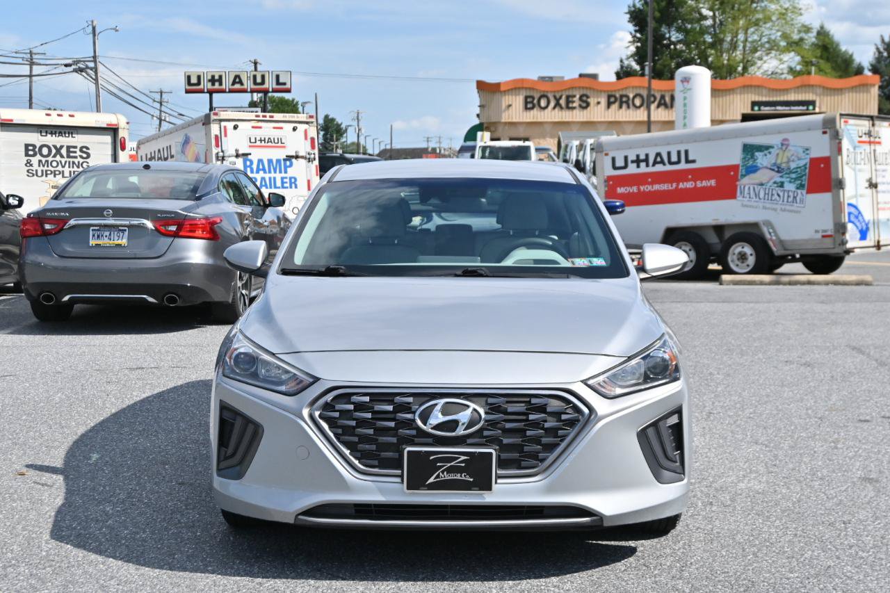 Used 2020 Hyundai Ioniq Blue FWD image 5