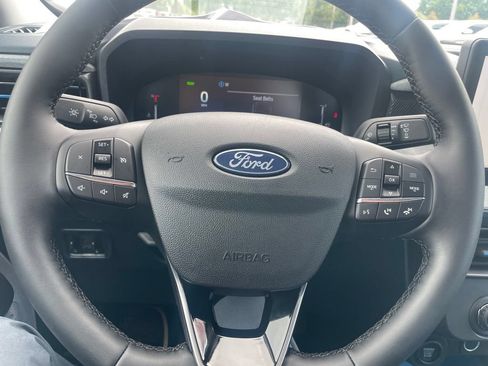 Used 2026 Ford Maverick XLT w/ Equipment Group 301A AWD/4WD image 14