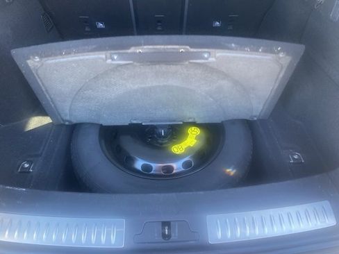 Used 2019 Land Rover Range Rover Velar image 23