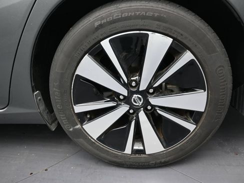 Used 2022 Nissan Altima 2.5 SV w/ SV Premium Package FWD image 10