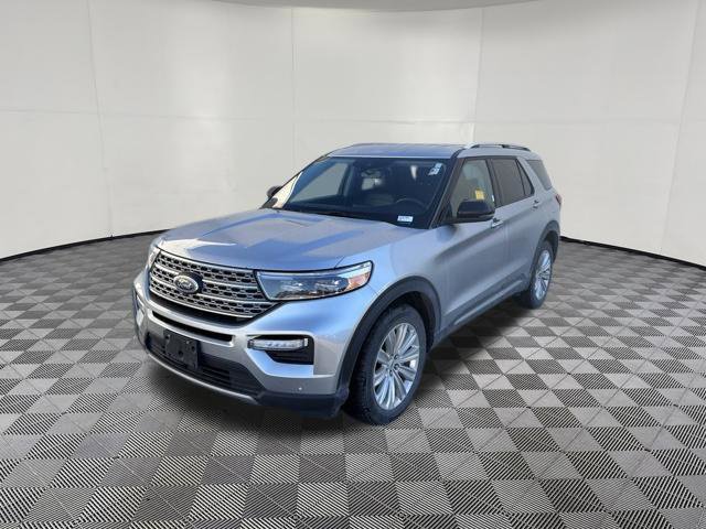 Used 2023 Ford Explorer Limited w/ Equipment Group 301A AWD/4WD image 12