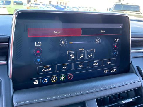 Used 2021 Chevrolet Tahoe Z71 w/ Z71 Signature Package image 30