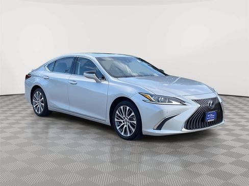 Used 2021 Lexus ES 300h w/ Premium Package FWD image 5