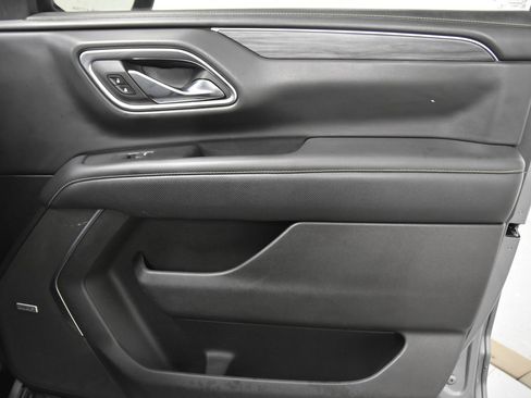 Used 2021 GMC Yukon SLT w/ SLT Luxury Plus Package RWD image 14