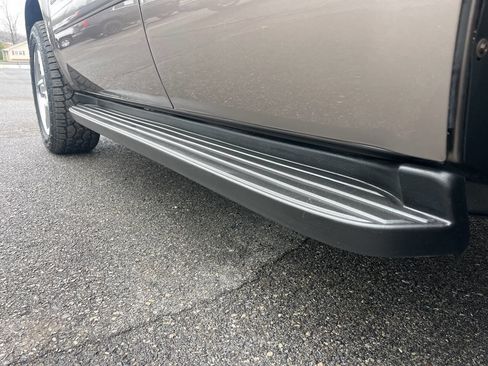 Used 2013 Chevrolet Tahoe LTZ image 14