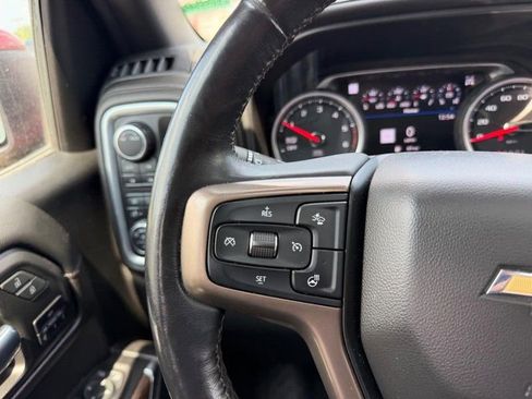 Used 2020 Chevrolet Silverado 1500 High Country w/ Technology Package AWD/4WD image 11