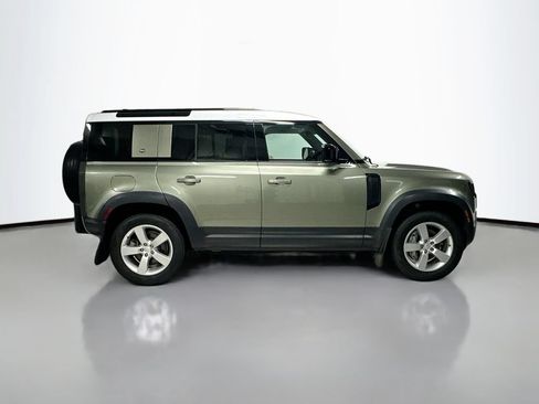 Used 2023 Land Rover Defender 110 SE AWD/4WD image 8