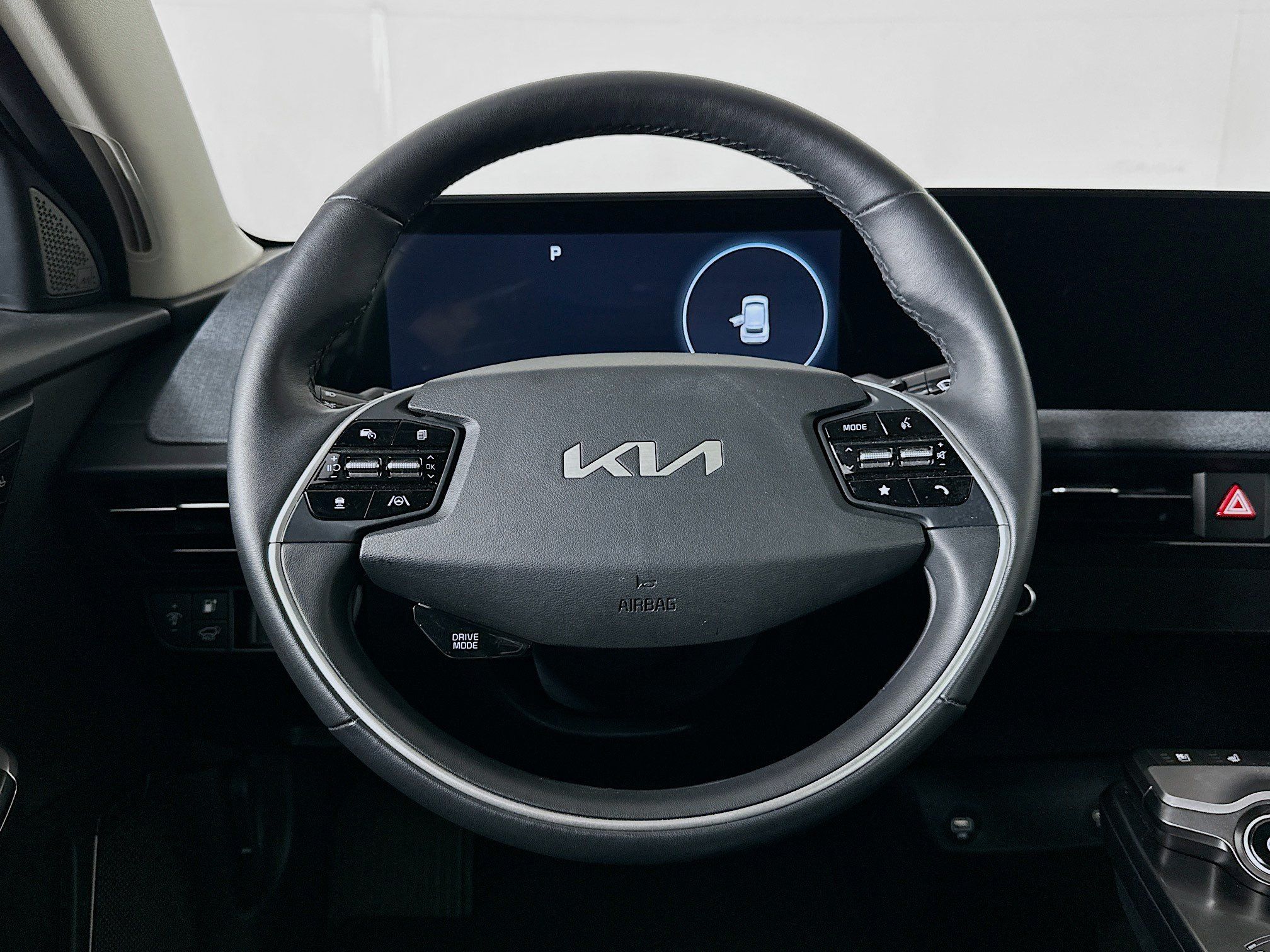 Used 2024 Kia EV6 Wind w/ Wind Technology Package AWD/4WD image 18