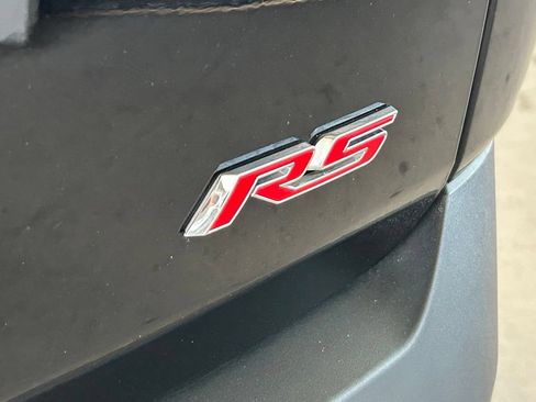 Used 2023 Chevrolet Traverse RS FWD image 48