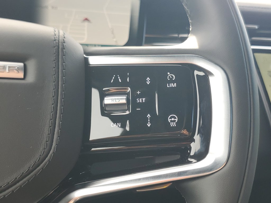 New 2026 Land Rover Range Rover Sport SE AWD/4WD image 17