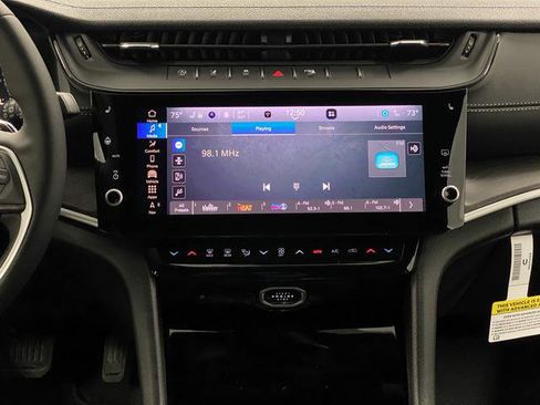 New 2026 Jeep Grand Cherokee Altitude AWD/4WD image 9