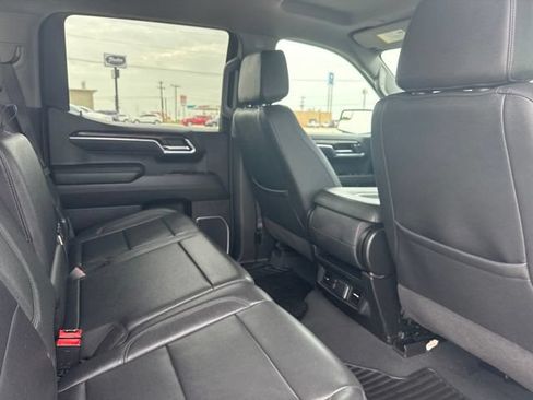 Used 2025 GMC Sierra 1500 SLT RWD image 22