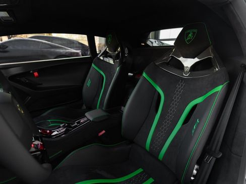 Used 2023 Lamborghini Huracan Tecnica RWD image 33