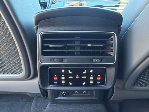 Used 2021 Audi SQ8 Prestige image 12