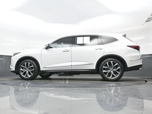Used 2022 Acura MDX SH-AWD w/ Technology Package image 32