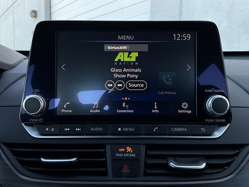 Used 2025 Nissan Altima 2.5 SV image 28